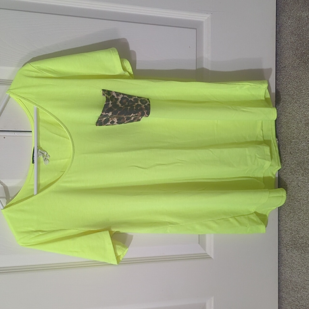 Tee